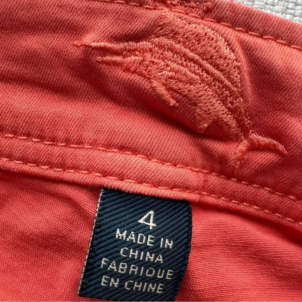 Tommy Bahama Denim Coral Clam Digger Shorts Pants, Size 4